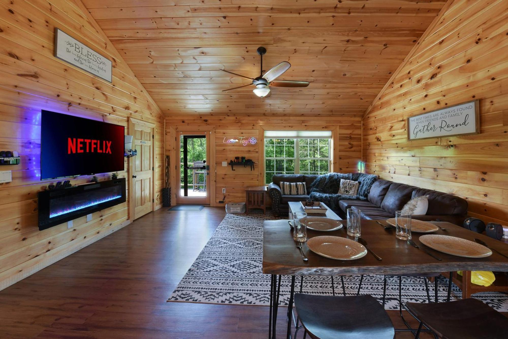 Enchanted Forest Cabin And Teepee! Lights & Laser Show! Private Hot Tub! Unique Stay! Sevierville Exteriör bild