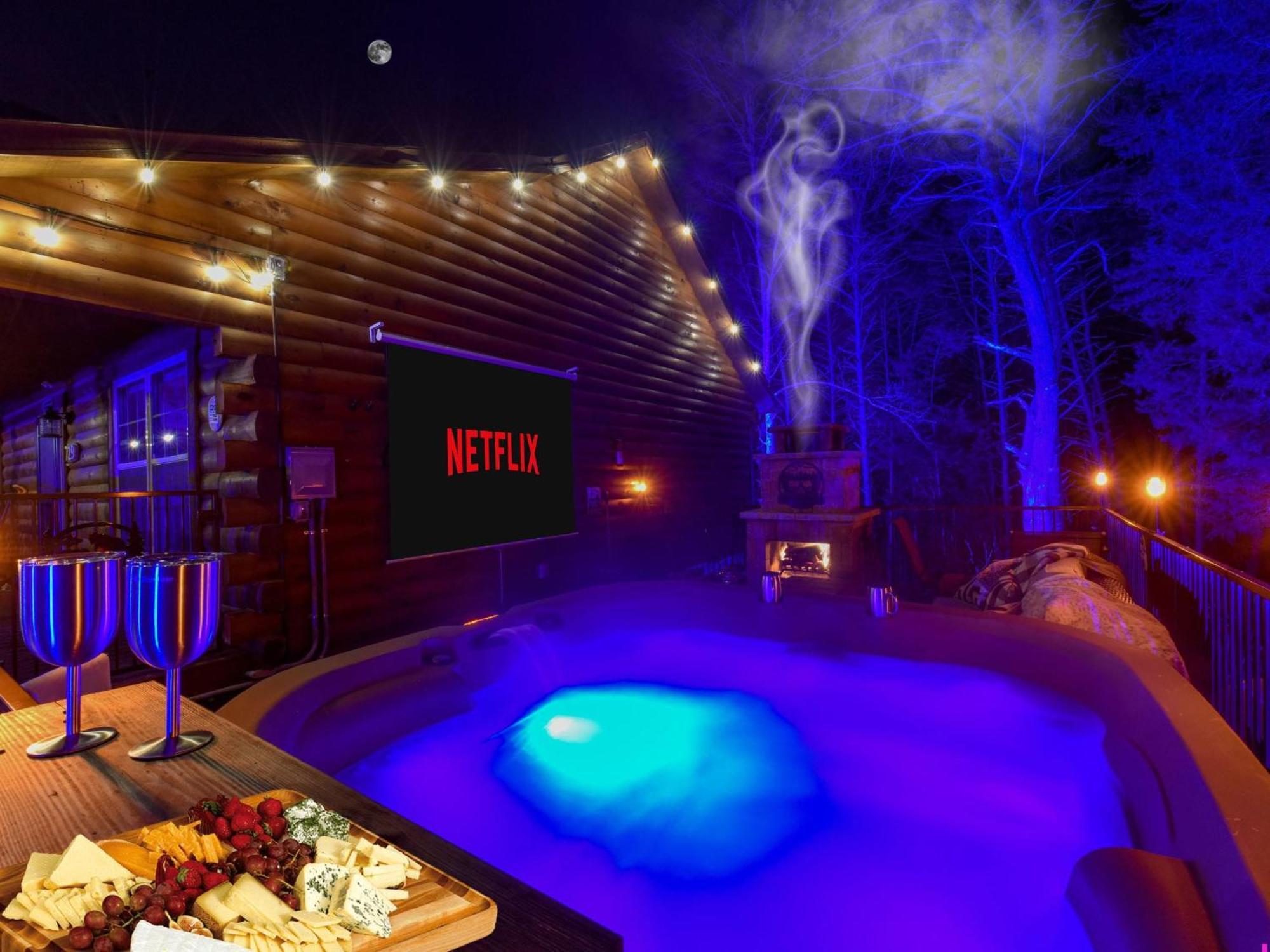 Enchanted Forest Cabin And Teepee! Lights & Laser Show! Private Hot Tub! Unique Stay! Sevierville Exteriör bild